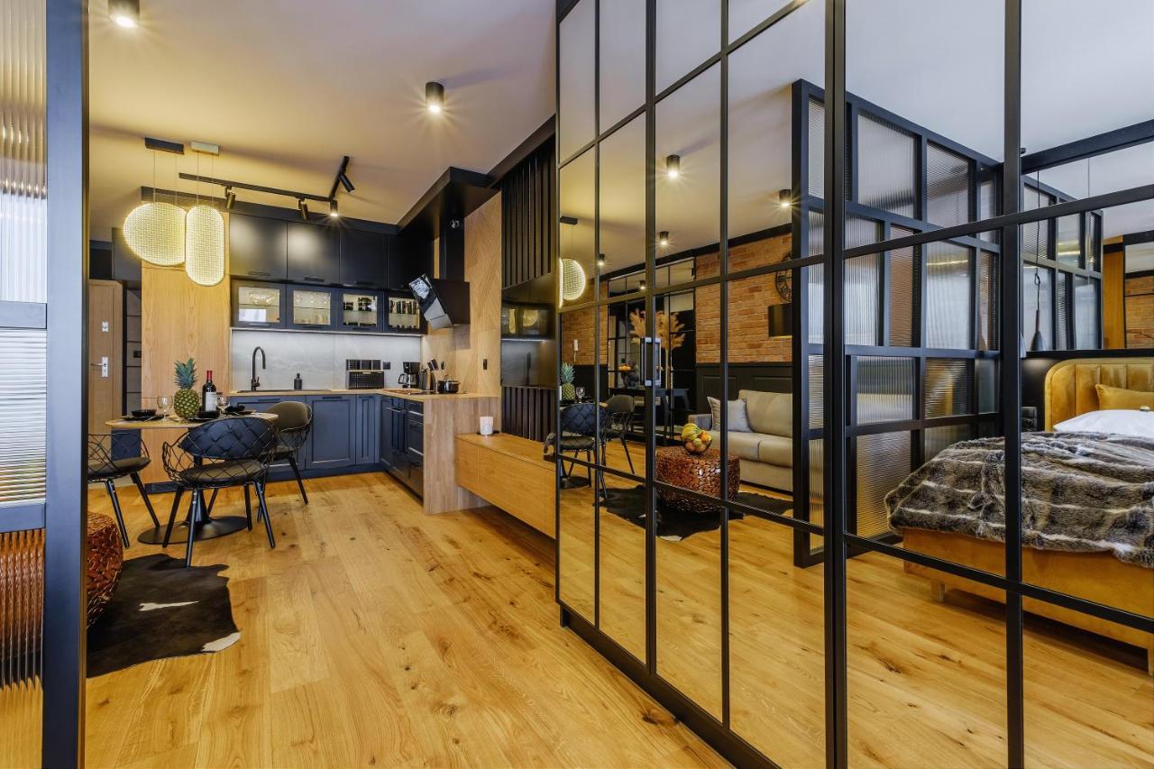 Chicago Apartment